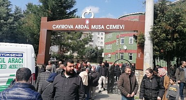 Çayırova’da öldürülen taksici son yolculuğuna uğurlandı!