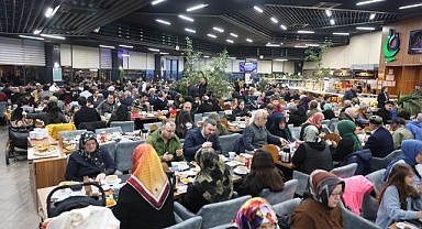 Çayırova'da şehit aileleri ve gazilere özel iftar yemeği