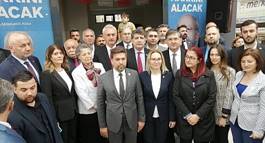 CHP'nin Gebze'deki SKM'si açıldı