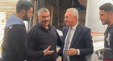 Çiler, pazar esnafıyla buluştu