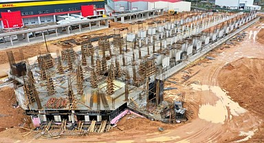 Gebze bölgesinin yeni hal binasında çalışmalar sürüyor