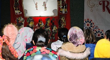 Hacivat ve Karagöz eğlencesi ramazan boyu sürecek