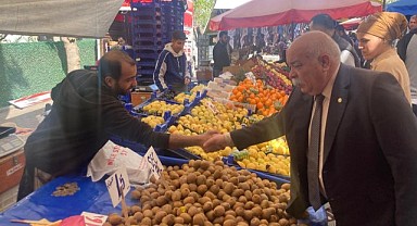 Selman Kösali, Darıca'da pazar turunda