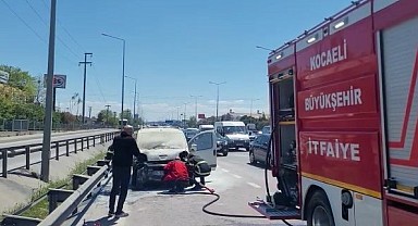 Seyir halindeki araçta yangın çıktı!