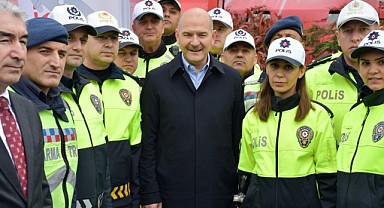 Süleyman Soylu Gebze'de trafik denetimine katıldı
