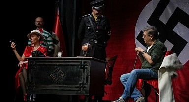 ‘Yaşamak mı yoksa ölmek mi?’ tiyatro severlerle buluşacak