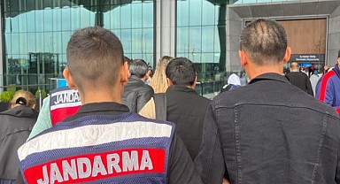 6 düzensiz göçmen sınır dışı edildi!