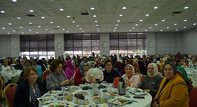 AK Parti Kadın Kolları, kadın girişimcilerle buluştu