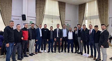 AK Partili Efe, Başiskele'de ziyaretlerini sürdürüyor