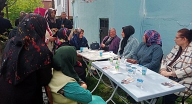 Artut, İzmit'te vatandaşlarla buluştu