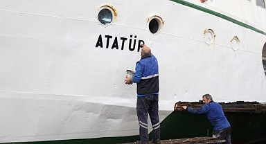 Atatürk Vapuru bakıma alındı