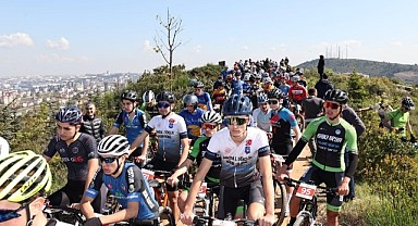 Beylikdağı'ndaki zorlu parkurda kıran kırana mücadele