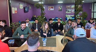 Çakır, Gebzespor Taraftar Derneği'ni ziyaret etti