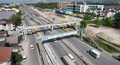 D-100 Karayolu üstgeçidinde sona doğru