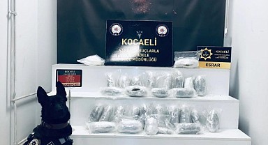 Emniyet güçleri 9 kilo 500 gram uyuşturucuyu yakaladı!