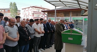 Gebze’de cinayete kurban giden kadın defnedildi!