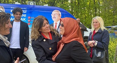 Gebze’de kadınlar Serap Çakır’ı bağırlarına bastı!