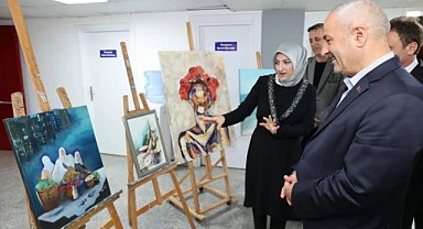 ‘İyi ki Annemsin’ sergisi açıldı