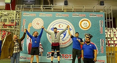 Kağıtsporlu haltercilerden 2 gümüş madalya