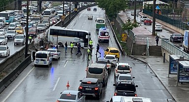Kocaeli'de 6 işçinin yaralandığı kaza anı kamerada