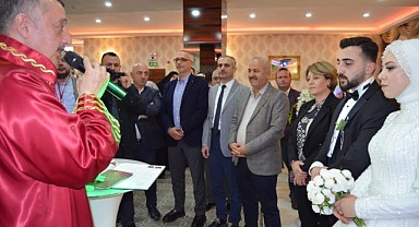 Macit Kardeş’in oğlu dünya evine girdi