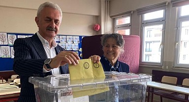 Nail Çiler oyunu eşiyle birlikte kullandı!