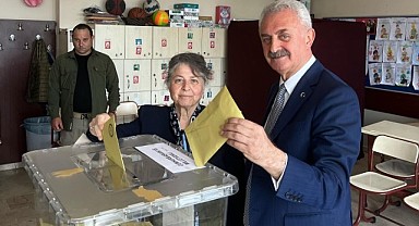 Nail Çiler, sandık başında