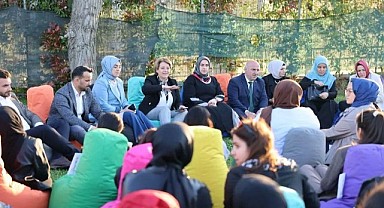 Özdemir, Darıca'da vatandaşlarla bir araya geldi