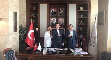 Sarıtoprak, “Emre, Darıca’mızın adını ringlerde gururla haykıracak”