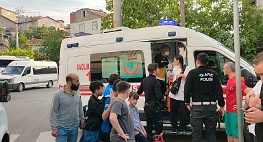 Servis aracı çocuğa çarpıp kaçtı!