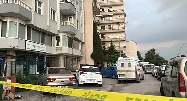 Temizliğe gittiği evde balkondan düşerek can verdi!