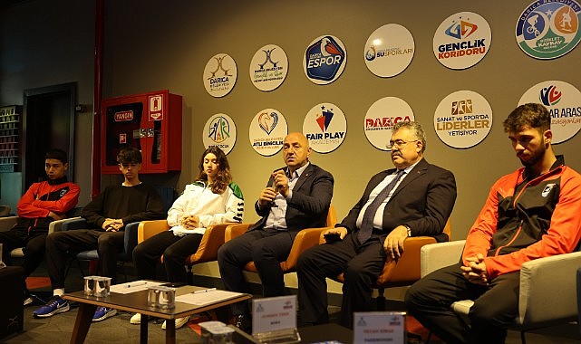 Tipioğlu ve Bıyık, genç sporcularla bir araya geldi