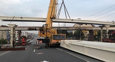 Trafiği rahatlatacak köprüde çalışmalar sürüyor