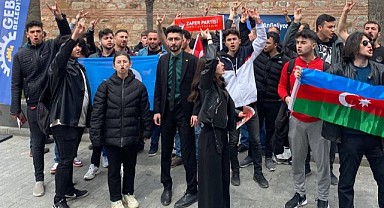 Yeşil Sol Parti standı önünde 'Şehitler ölmez, vatan bölünmez' nidaları attılar!