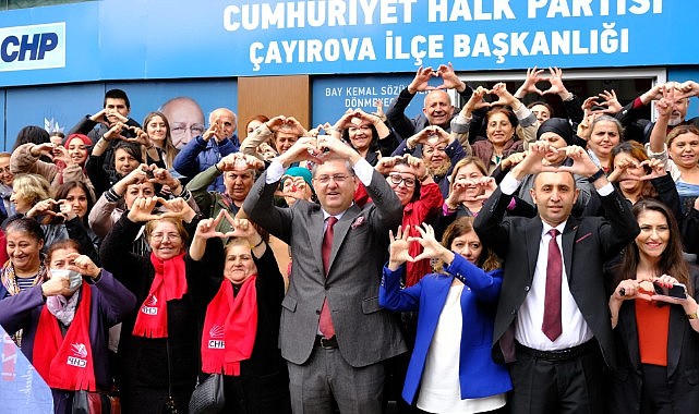 Yıldızlı, kadınlarla adeta gövde gösterisi yaptı