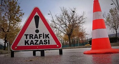 Yolun karşısına geçmeyen çalışan çocuğa minibüs çarptı!