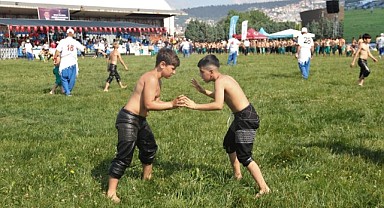 180 bin TL değerindeki altın kemer için er meydanına çıktılar