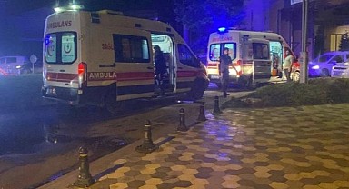 Alkol almak isteyen şahıslar ile tekel çalışanları birbirine girdi!