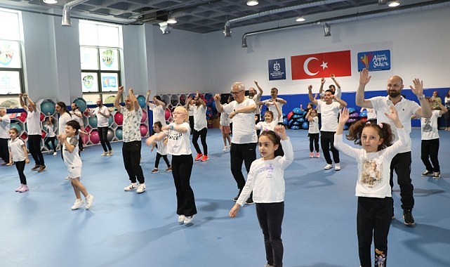 Babalar Günü’ne özel zumba ve dans!