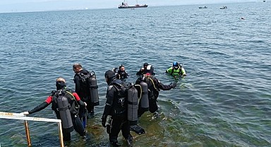 Deniz korkularını yenmek isteyenler bu sporda buluştu