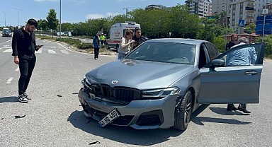 Gebze'de iki araç kaza yaptı! 1 yaralı