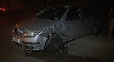 Gebze'de cip ile otomobil çarpıştı: 1 yaralı