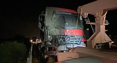 TEM Otoyolu'nda tır alev topuna döndü!