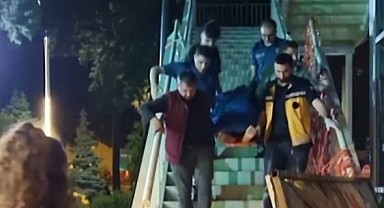 Yapımı süren üst geçitte bir işçi elektrik akımına kapıldı!