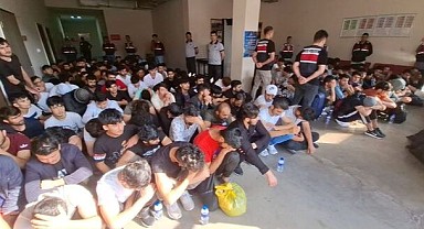 107 düzensiz göçmen ülkelerine gönderildi!