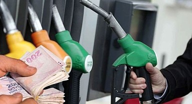 Benzine zam geliyor