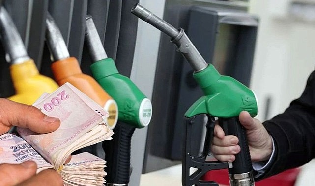 Benzine zam geliyor