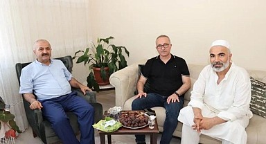 Büyükgöz'den hacılara ziyaret