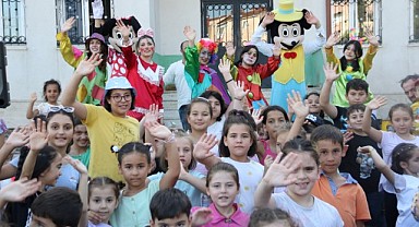 Büyükşehir’in sokak şenlikleri devam ediyor