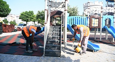 Çayırova'daki parklar yenileniyor